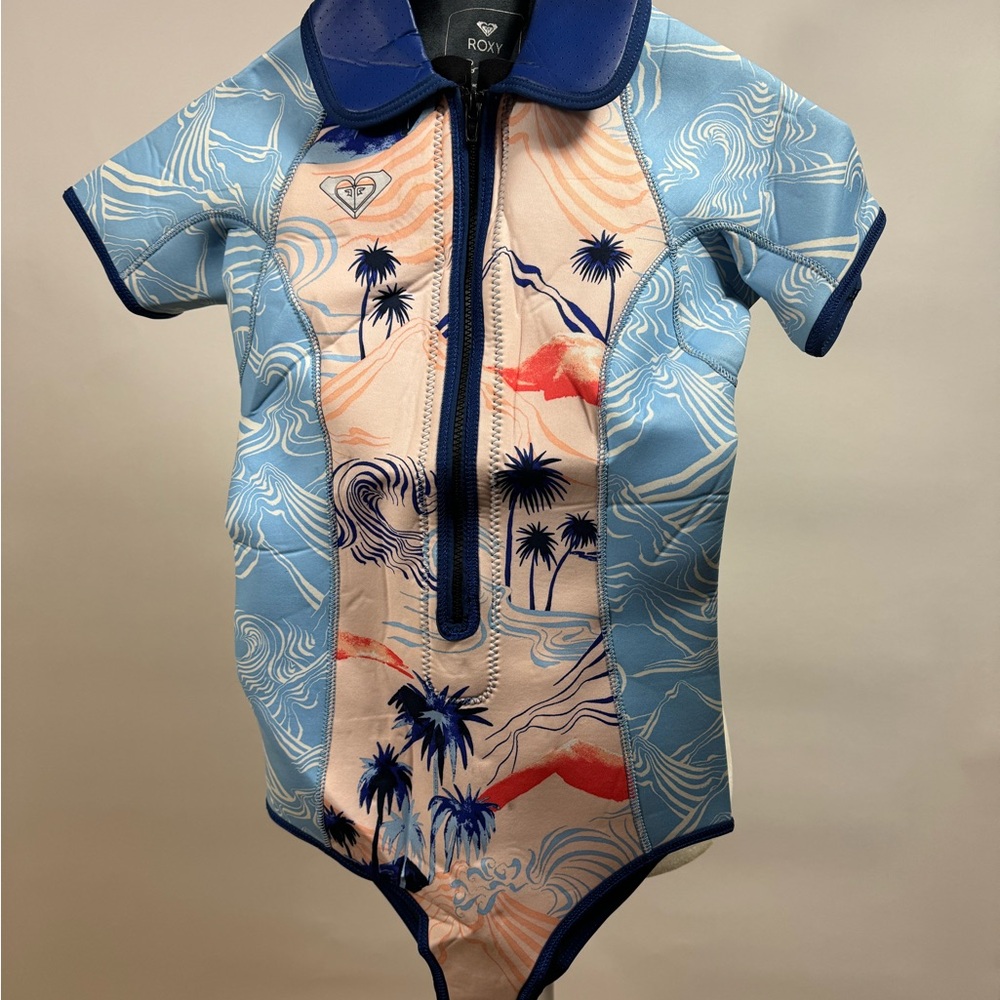 Roxy Shorty Zip-Up Wetsuit- Size 6